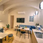 Stylish & Traditional 1 Bedroom Apartment Ddem1-1