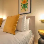 Stylish & Traditional 1 Bedroom Apartment Ddem1-1