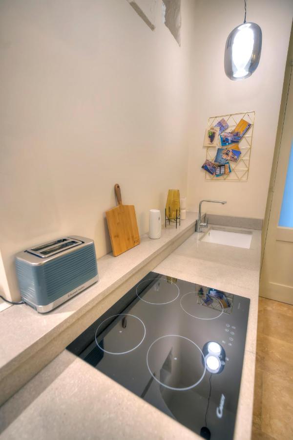 Stylish & Traditional 1 Bedroom Ddem1-1 Valletta