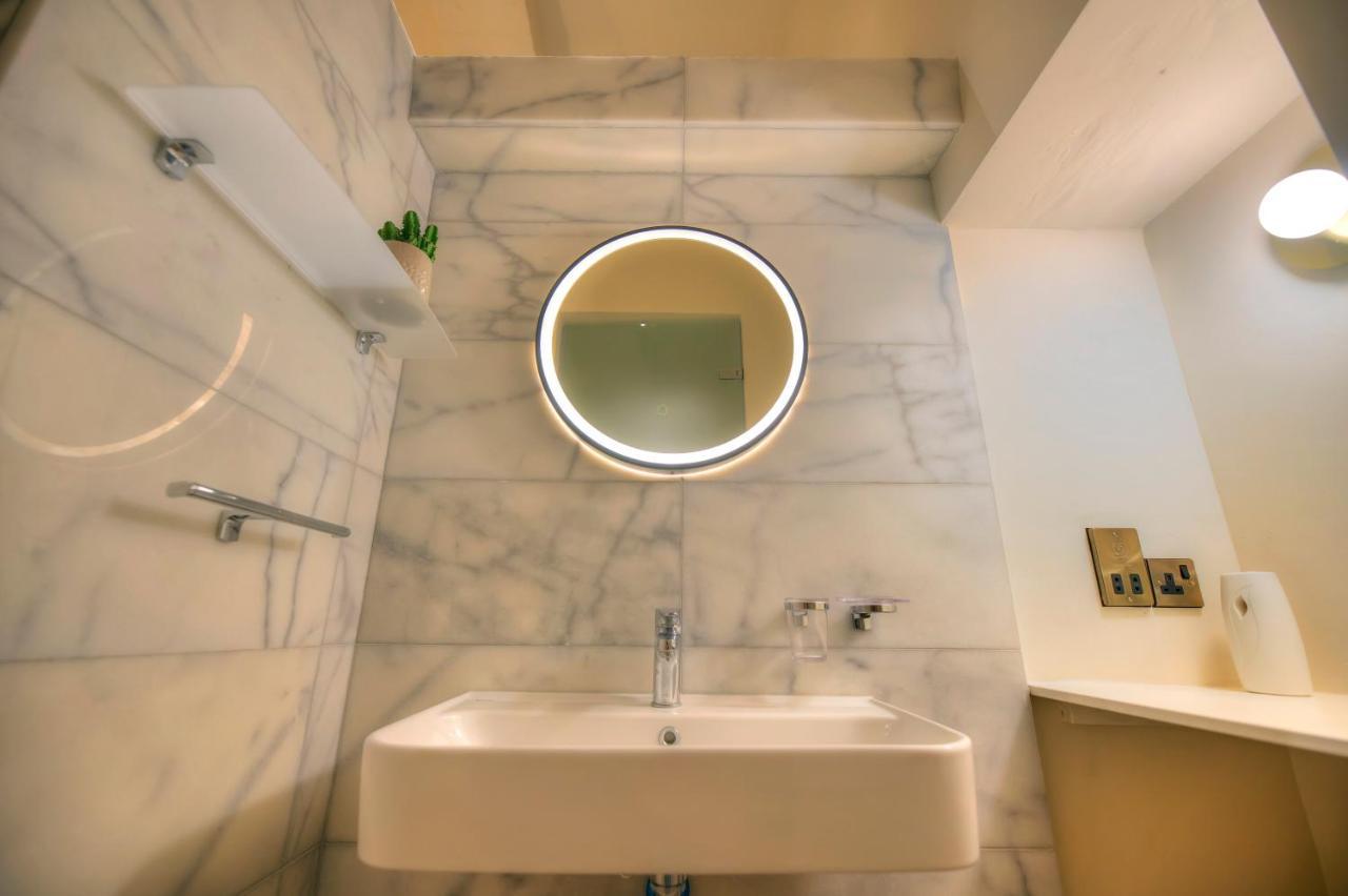 Stylish & Traditional 1 Bedroom Ddem1-1 Valletta